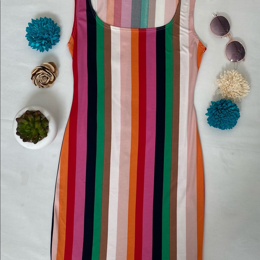 SUMMER‎ DRESSES - Picture 9 of 13